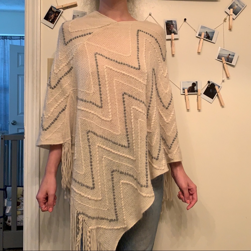 Cream poncho